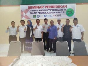 Foto Bersama Narasumber dan PP, PW dan PD IGI Kabupaten Lombok Utara pada acara Seminar Pendidikan Literasi Produktif Berbasis IT. 04/09/2016