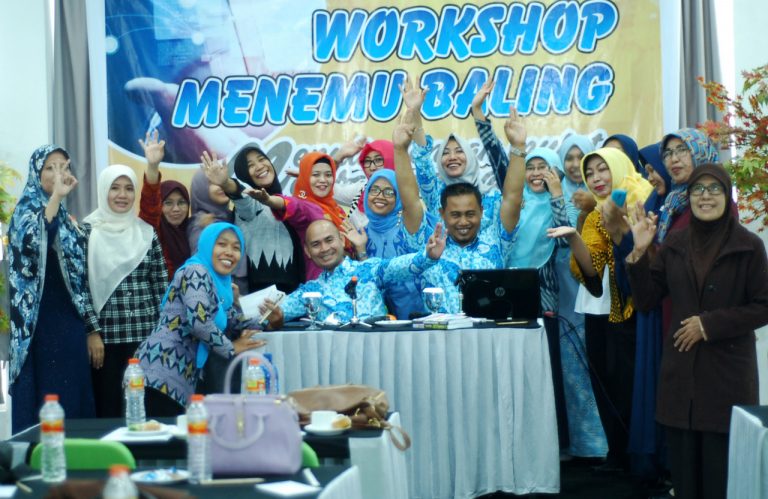 MENEMU BALING DI NEGERI PENGHASIL SUSU KUDA LIAR