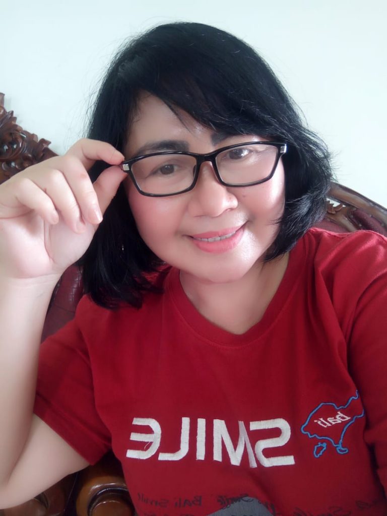 MEMAKNAI STAY AT HOME DALAM MASA PANDEMI