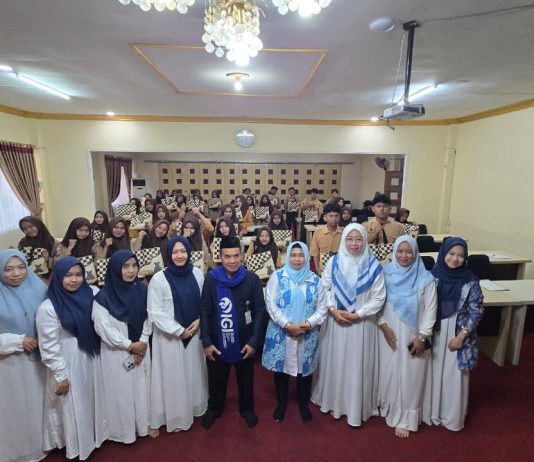 Ikatan Guru Indonesia (IGI) Wilayah Provinsi Kalimantan Selatan dan Koperasi Siswa SMK Negeri 4 Banjarmasin Salurkan Bantuan Ramadan untuk 40 Anak Yatim Piatu